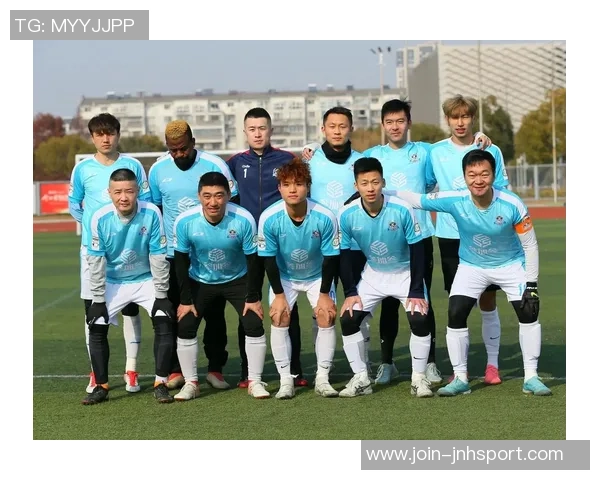 足球罗圈的魅力与挑战探讨如何提升青少年足球水平与参与热情 足球罗圈的魅力与挑战探讨如何提升青少年足球水平与参与热情